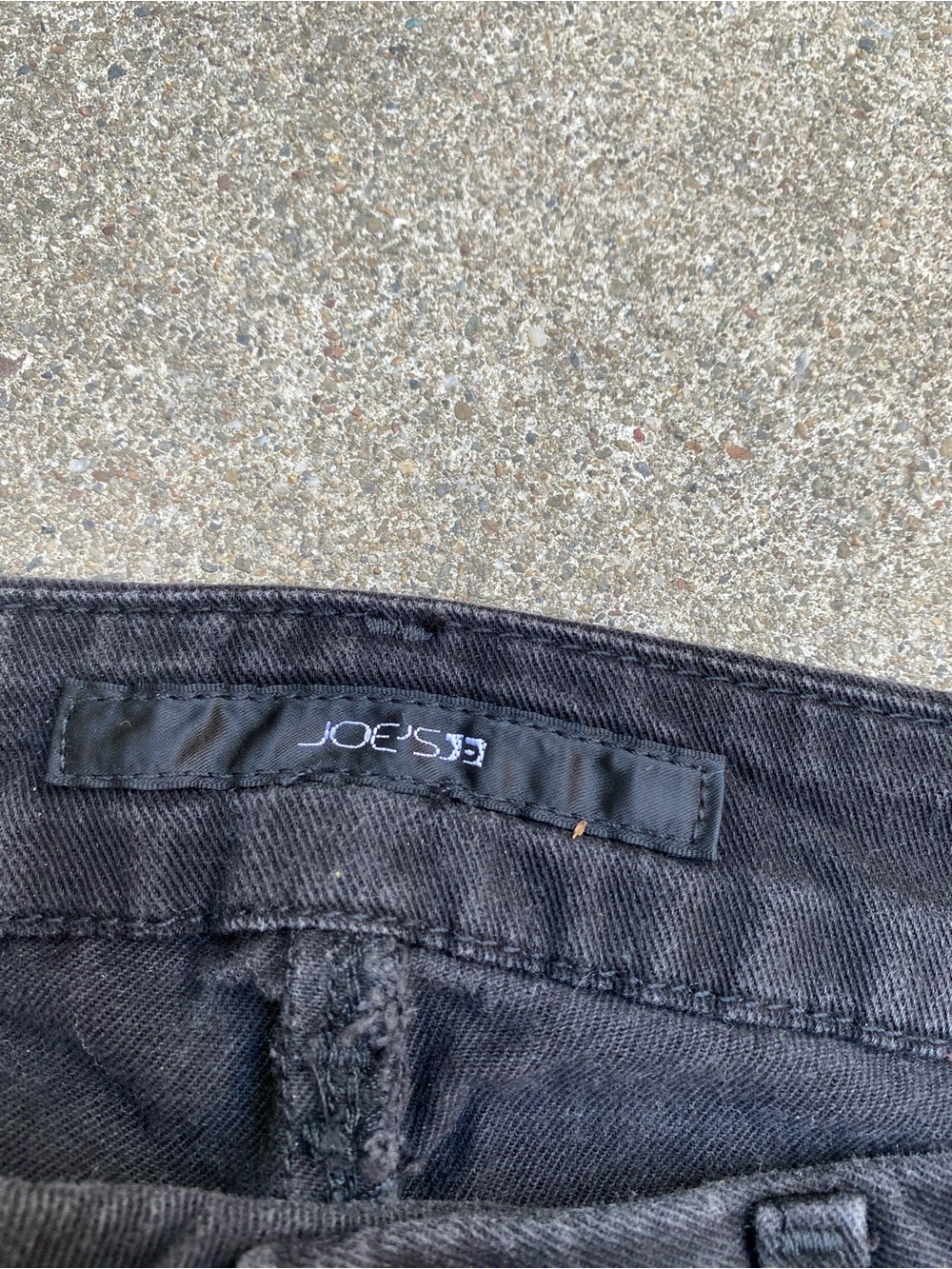 Joe's Jeans Black Ripped Frayed Raw Hem Denim Jean Shorts Sz 27 Y2K - Picture 3 of 4